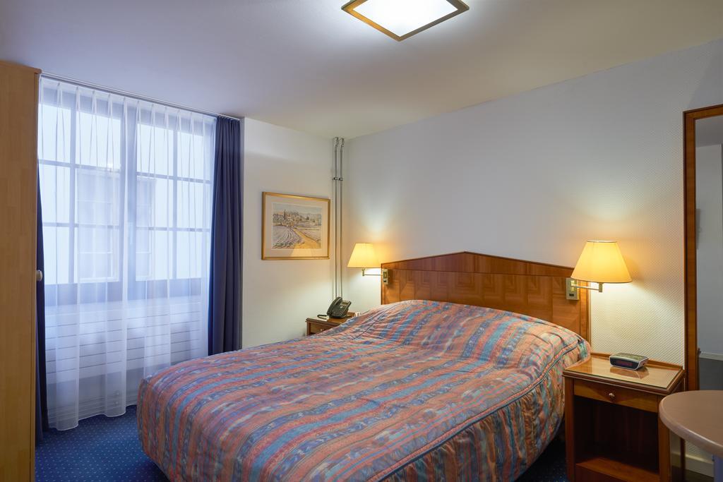 Hotel Hine Adon Fribourg Ngoại thất bức ảnh