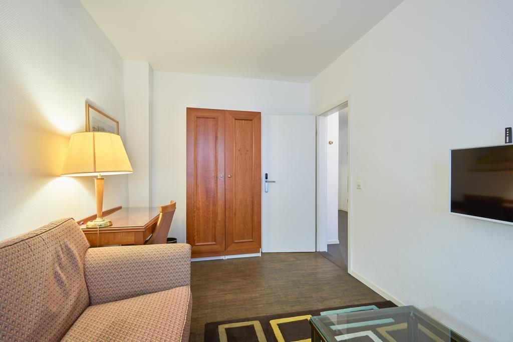 Hotel Hine Adon Fribourg Ngoại thất bức ảnh